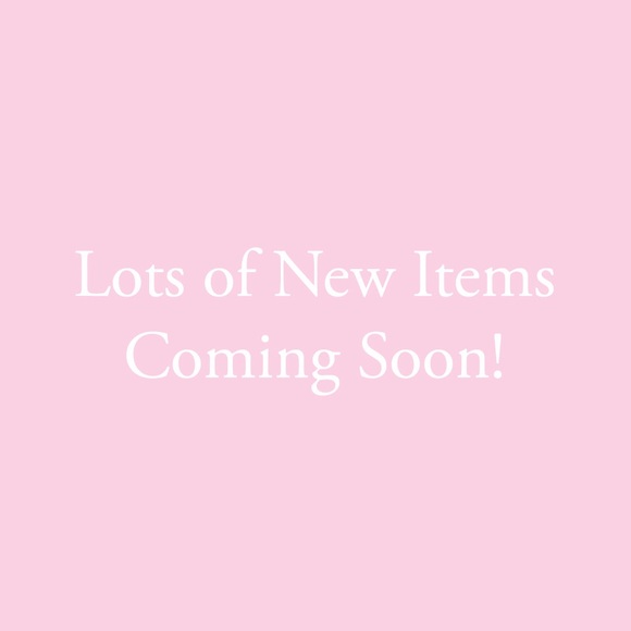 Dresses Galore! - Picture 1 of 1